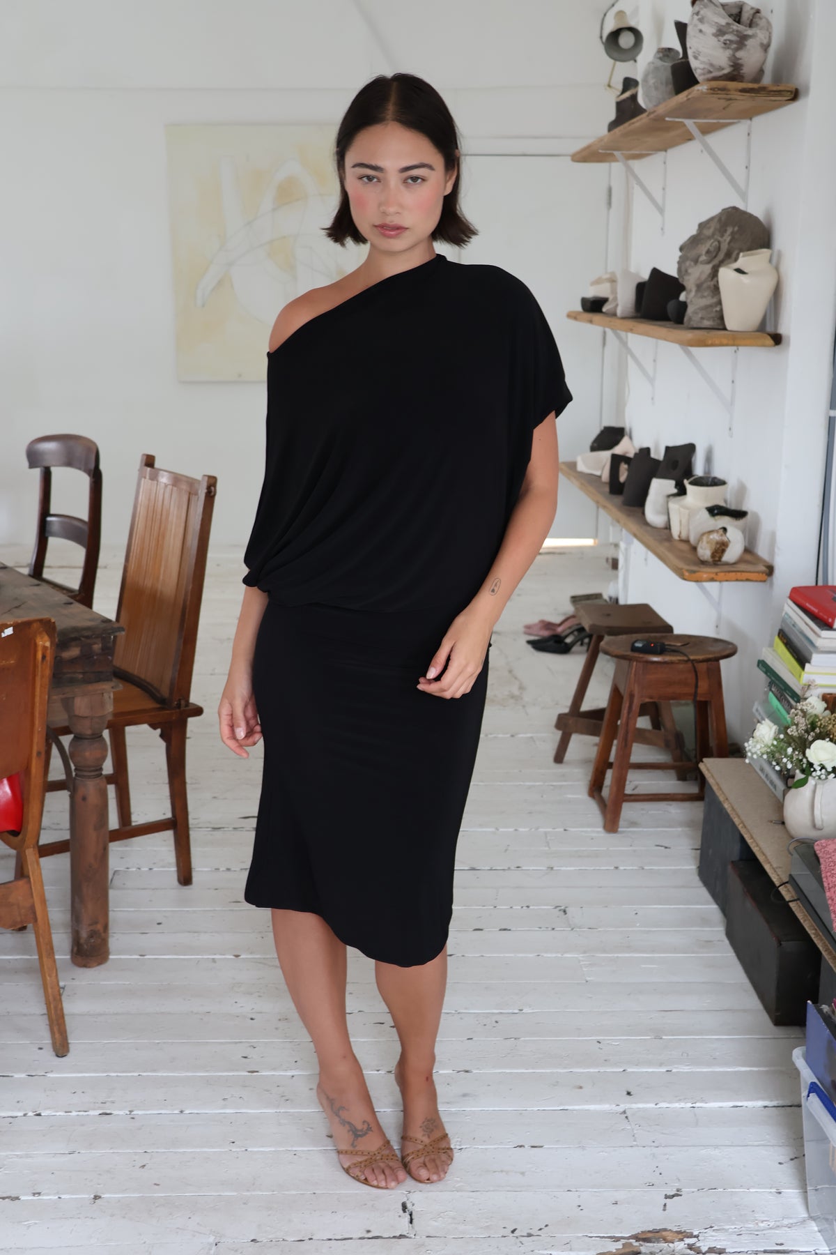 Still a Tease Midi Dress - Noir