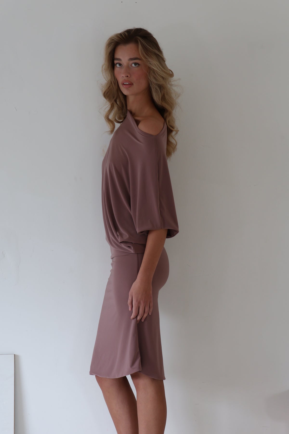 Still a Tease Midi Dress - Mocha